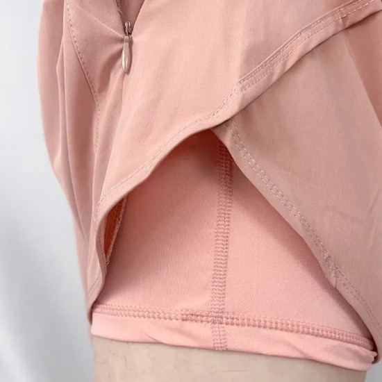 Women Fashion Solid Color Quick-Drying Lined Sports Shorts