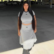 Women Fashion Casual Contrast Color Curl Short-Sleeve T-Shirt High Waist Pleated Skirt Two-Piece Set